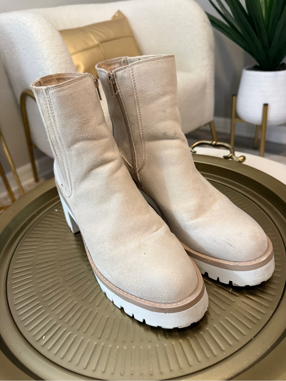 Sugar Women's Cream Suede Platform Ankle Boots